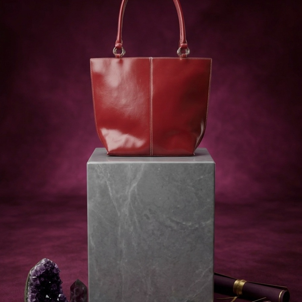 Wilson’s Leather Elegant Women's Red Leather Tote Bag - Classic Carryall